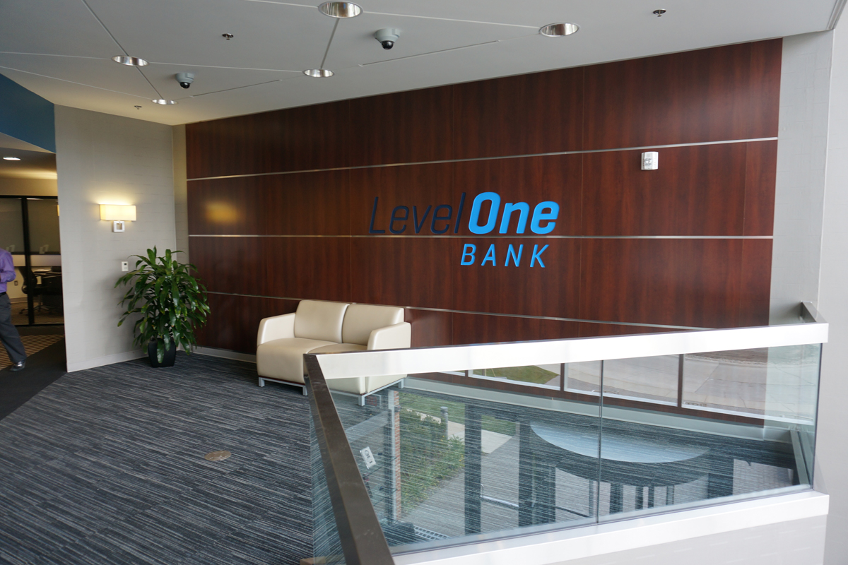 Level One Bank – Farmington Hills